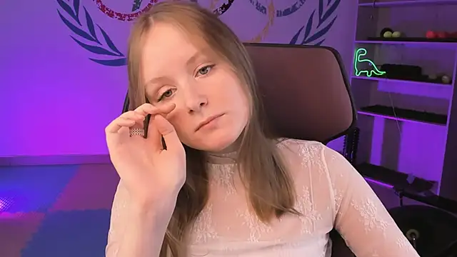 Snapshot of VivienLeeigh chatting on February 6, 4:14 pm VivienLeeigh online show from February 6, 4:14 pm