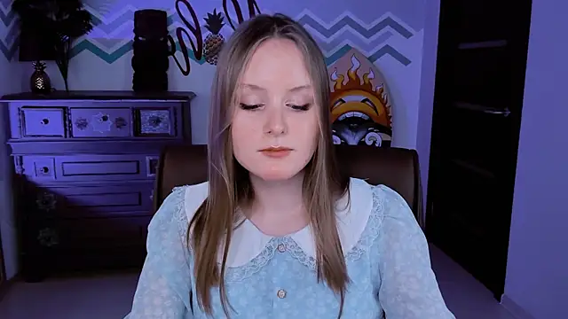 Snapshot of VivienLeeigh chatting on March 13, 11:16 pm VivienLeeigh online show from March 13, 11:16 pm