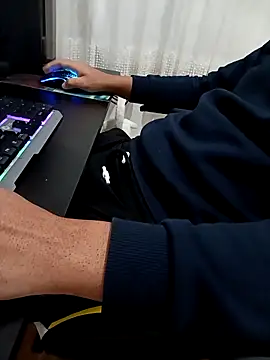 SertSikici022 online show from December 1, 4:40 pm