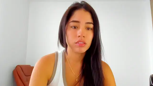 Snapshot of AriaMontgomery chatting on June 17, 10:43 pm AriaMontgomery online show from June 17, 10:43 pm