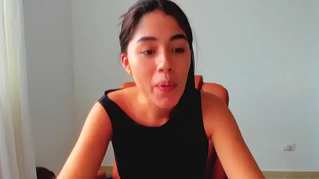 Snapshot of AriaMontgomery chatting on July 20, 9:28 pm AriaMontgomery online show from July 20, 9:28 pm
