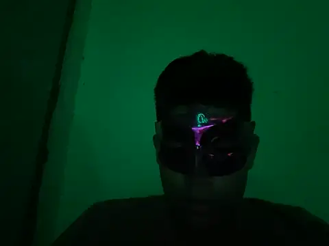 Snapshot of Freebird783 chatting on September 17, 12:29 pm Freebird783 online show from September 17, 12:29 pm