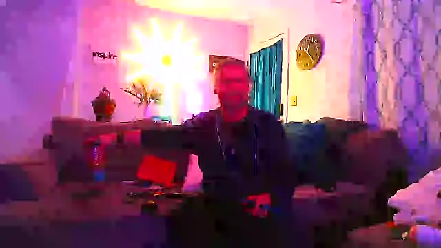 onlym4m online show from March 19, 5:30 am