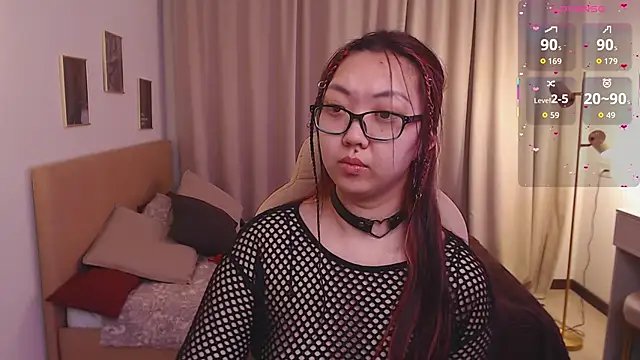 Marine Vact online show from February 4, 2:12 pm