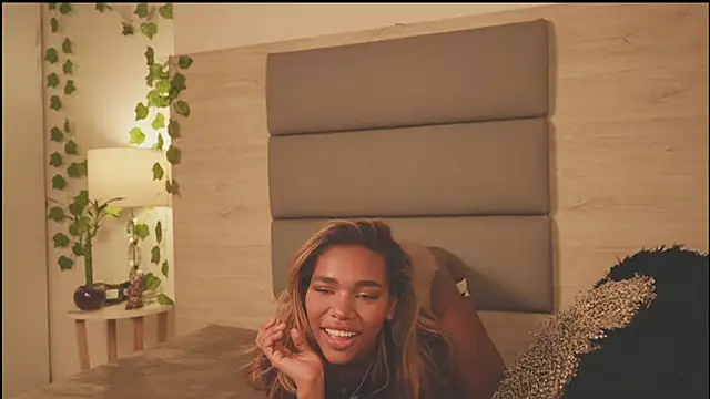 Snapshot of Lily_Miiller chatting on February 26, 9:36 pm Lily Miiller online show from February 26, 9:36 pm