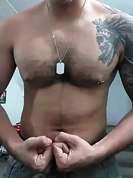 Snapshot of King_russo chatting on February 3, 12:25 am King russo online show from February 3, 12:25 am