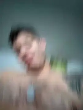 Snapshot of King_russo chatting on February 16, 11:16 pm King russo online show from February 16, 11:16 pm