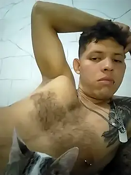 Snapshot of King_russo chatting on March 13, 3:54 am King russo online show from March 13, 3:54 am