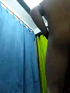 Snapshot of King_russo chatting on March 16, 6:42 am King russo online show from March 16, 6:42 am