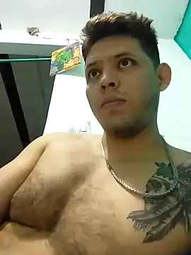 Snapshot of King_russo chatting on October 1, 12:16 am King russo online show from October 1, 12:16 am