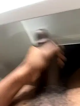 Snapshot of arrete2025 chatting on December 4, 7:45 pm arrete2025 online show from December 4, 7:45 pm