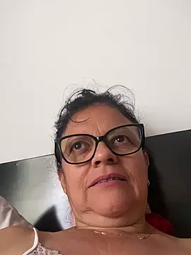 Sharongirl07 online show from May 3, 3:40 pm
