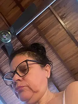 Sharongirl07 online show from May 11, 11:27 am