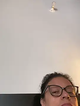 Sharongirl07 online show from May 13, 11:40 am