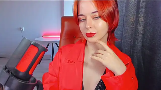 Snapshot of mollyposhh chatting on September 19, 2:18 pm mollyposhh online show from September 19, 2:18 pm