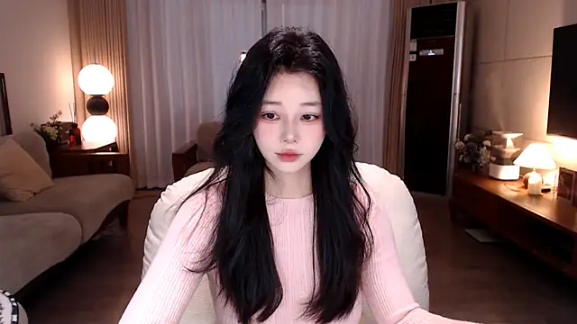 sweateanv  online show from March 3, 8:09 am