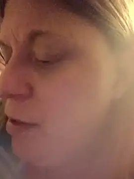 Playmate86 online show from April 5, 3:15 am