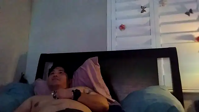 cloudyspun online show from April 15, 3:35 am