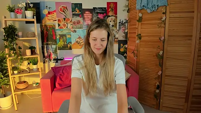 Sharon Evansi online show from December 7, 11:51 am