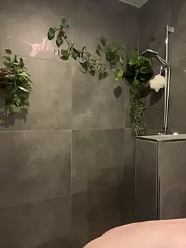 AdelinaAlia online show from October 3, 4:59 pm