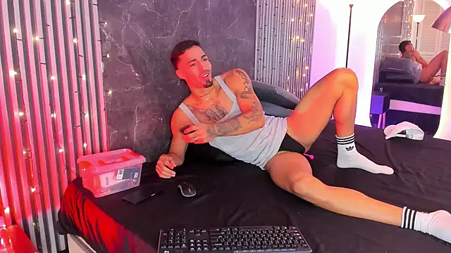 Duriel  online show from December 27, 1:07 pm