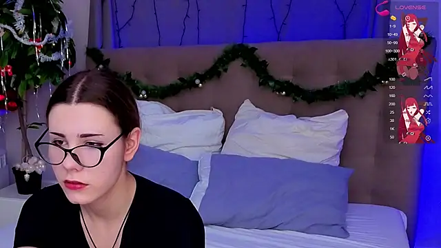 Snapshot of Bella_Murrr chatting on December 25, 12:15 pm Bella Murrr online show from December 25, 12:15 pm