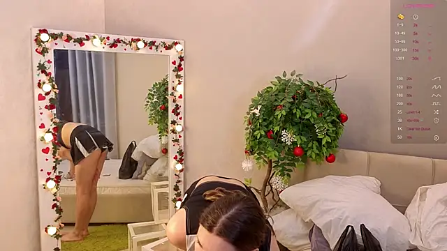 Snapshot of Bella_Murrr chatting on February 14, 1:08 pm Bella Murrr online show from February 14, 1:08 pm