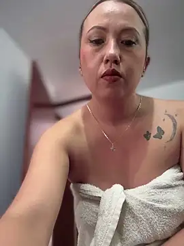 VIOLETA-25  online show from December 22, 1:30 pm