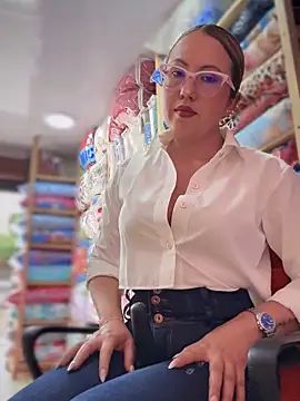 VIOLETA-25  online show from February 19, 3:52 pm