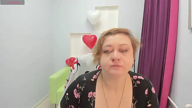 Snapshot of Dolorys chatting on February 15, 7:51 am Dolorys online show from February 15, 7:51 am