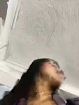 Snapshot of bonnie_18x chatting on January 11, 7:28 am bonnie 18x online show from January 11, 7:28 am