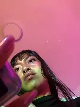 Snapshot of bonnie_18x chatting on January 17, 10:11 am bonnie 18x online show from January 17, 10:11 am