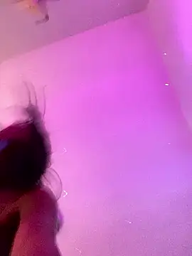 Snapshot of bonnie_18x chatting on February 5, 10:19 am bonnie 18x online show from February 5, 10:19 am