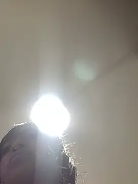 Snapshot of bonnie_18x chatting on February 6, 2:33 am bonnie 18x online show from February 6, 2:33 am