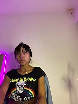 Snapshot of bonnie_18x chatting on February 11, 2:57 am bonnie 18x online show from February 11, 2:57 am