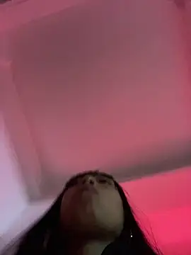 Snapshot of bonnie_18x chatting on February 13, 2:45 am bonnie 18x online show from February 13, 2:45 am