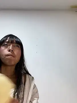 Snapshot of bonnie_18x chatting on February 26, 2:15 am bonnie 18x online show from February 26, 2:15 am