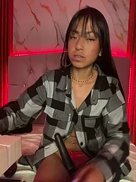 Snapshot of bonnie_18x chatting on March 23, 7:31 am bonnie 18x online show from March 23, 7:31 am