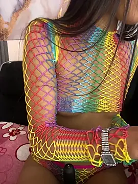 Snapshot of bonnie_18x chatting on December 3, 11:36 pm bonnie 18x online show from December 3, 11:36 pm