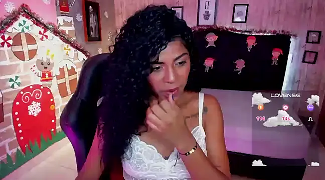 Edelaine rogers online show from December 4, 9:13 pm