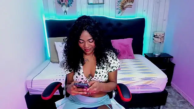 Edelaine rogers online show from September 14, 5:39 am