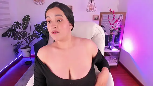 Pamela cheverry online show from March 19, 8:01 am