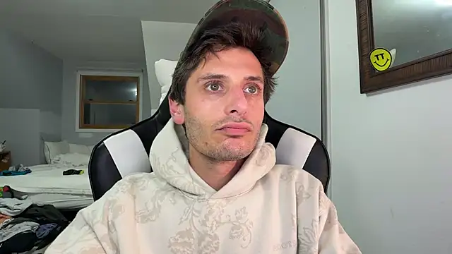 Dylansd online show from December 18, 7:15 am