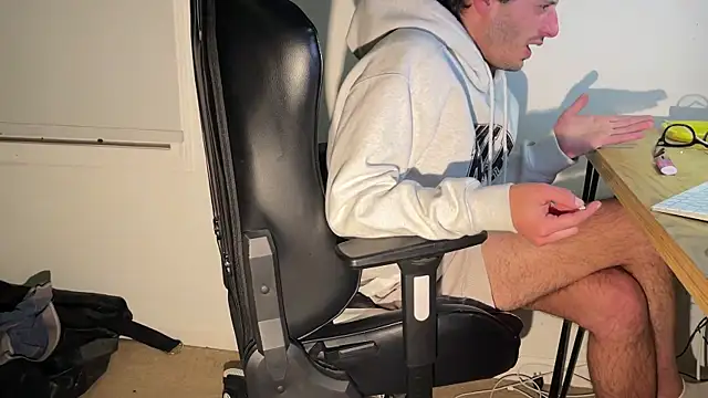 Dylansd online show from December 23, 9:49 am