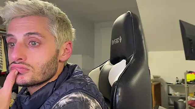 Dylansd online show from January 9, 4:52 am