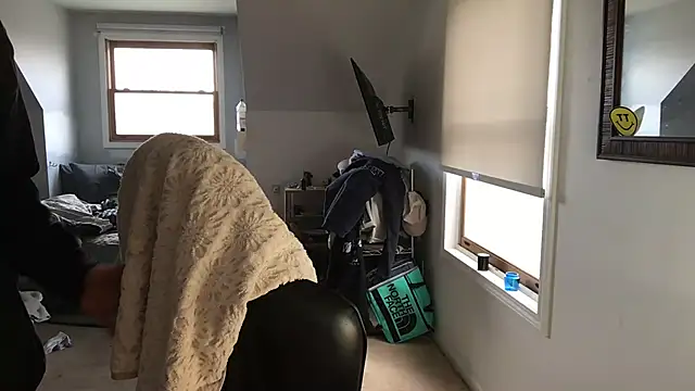 Dylansd online show from March 7, 3:39 pm