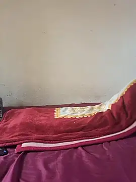 Snapshot of xxxismyname chatting on December 15, 12:28 pm xxxismyname online show from December 15, 12:28 pm