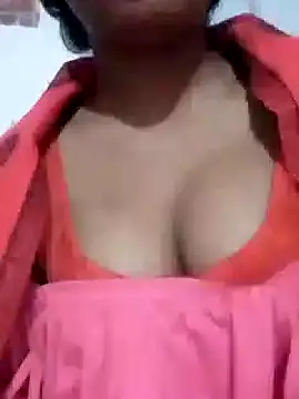 Snapshot of riya_houswife chatting on December 10, 1:00 pm riya houswife online show from December 10, 1:00 pm