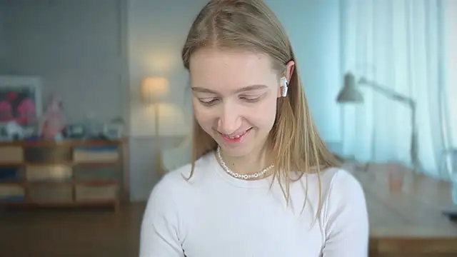 solar bella online show from February 24, 10:59 am