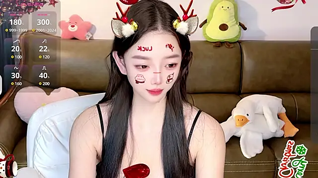Yilin1999 online show from December 24, 3:58 pm
